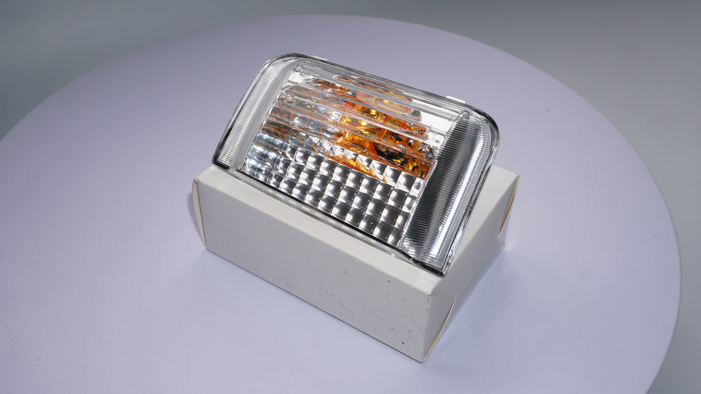 Side Mirror Turn Signal Lamp