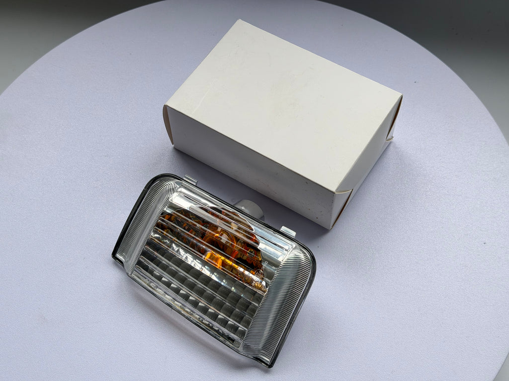 Side Mirror Turn Signal Lamp