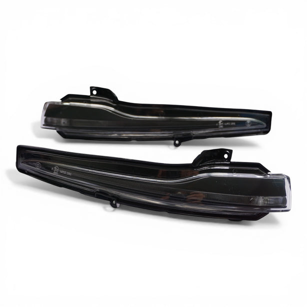 Pair Mirror Turn Signal Lights For Mercedes W205 W213 W222 GLC A0999064601 4701